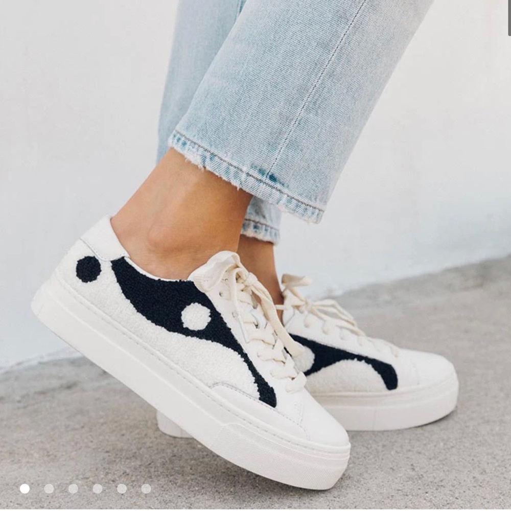 Yin Yang Platform Sneaker